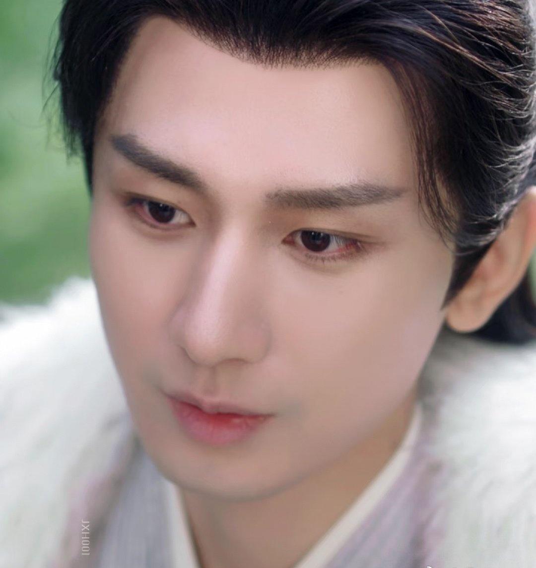 cy 成毅谢淮安

🍎成毅，你知道吗？喜欢你并不是一件容易的事 为你玩转网络，