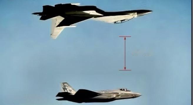 震撼激烈空中对峙歼-16