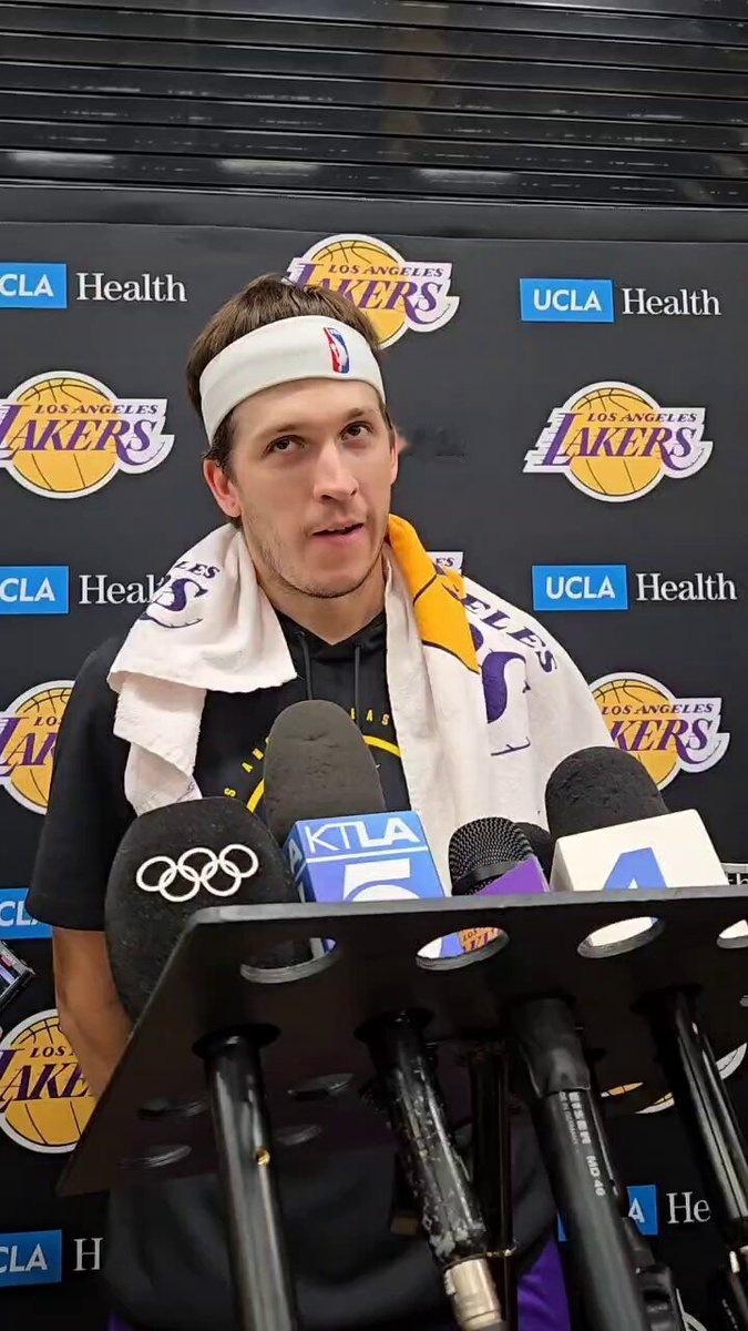 不出意外，里弗斯明天大概率会复出。很明显，这可以缓解球队进攻发起点的问题，让老詹