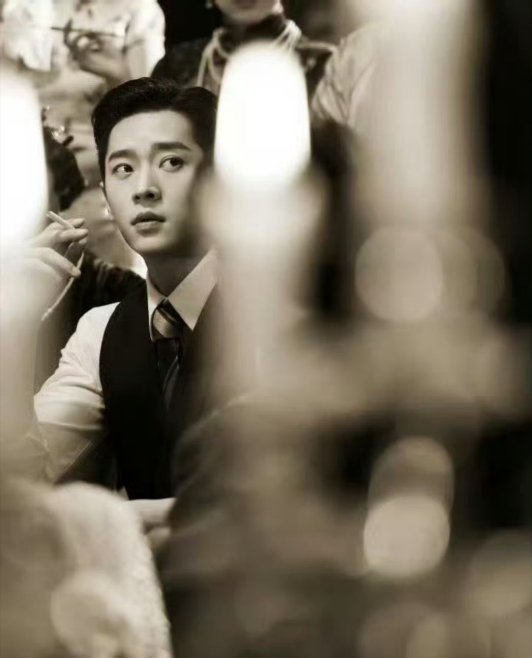 丞磊说希望最后的结果能如意 恭喜《玉簟秋》官宣杀青！丞磊辛苦啦！从开机到杀青，一