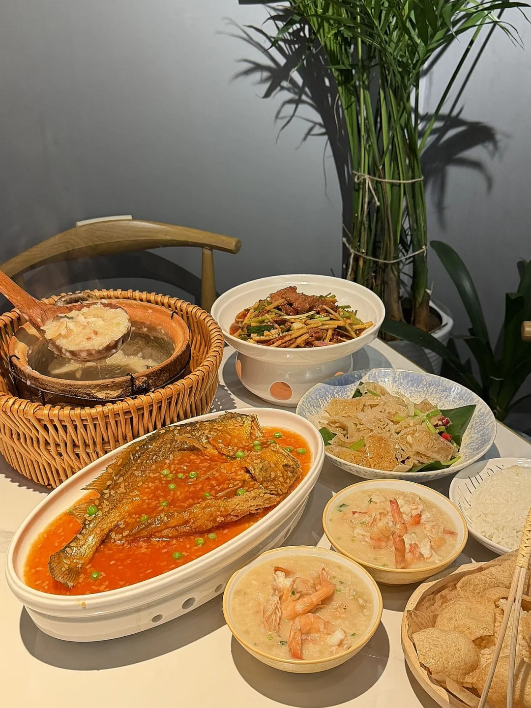 三先生小馆，把鲜和麻都吃明白了