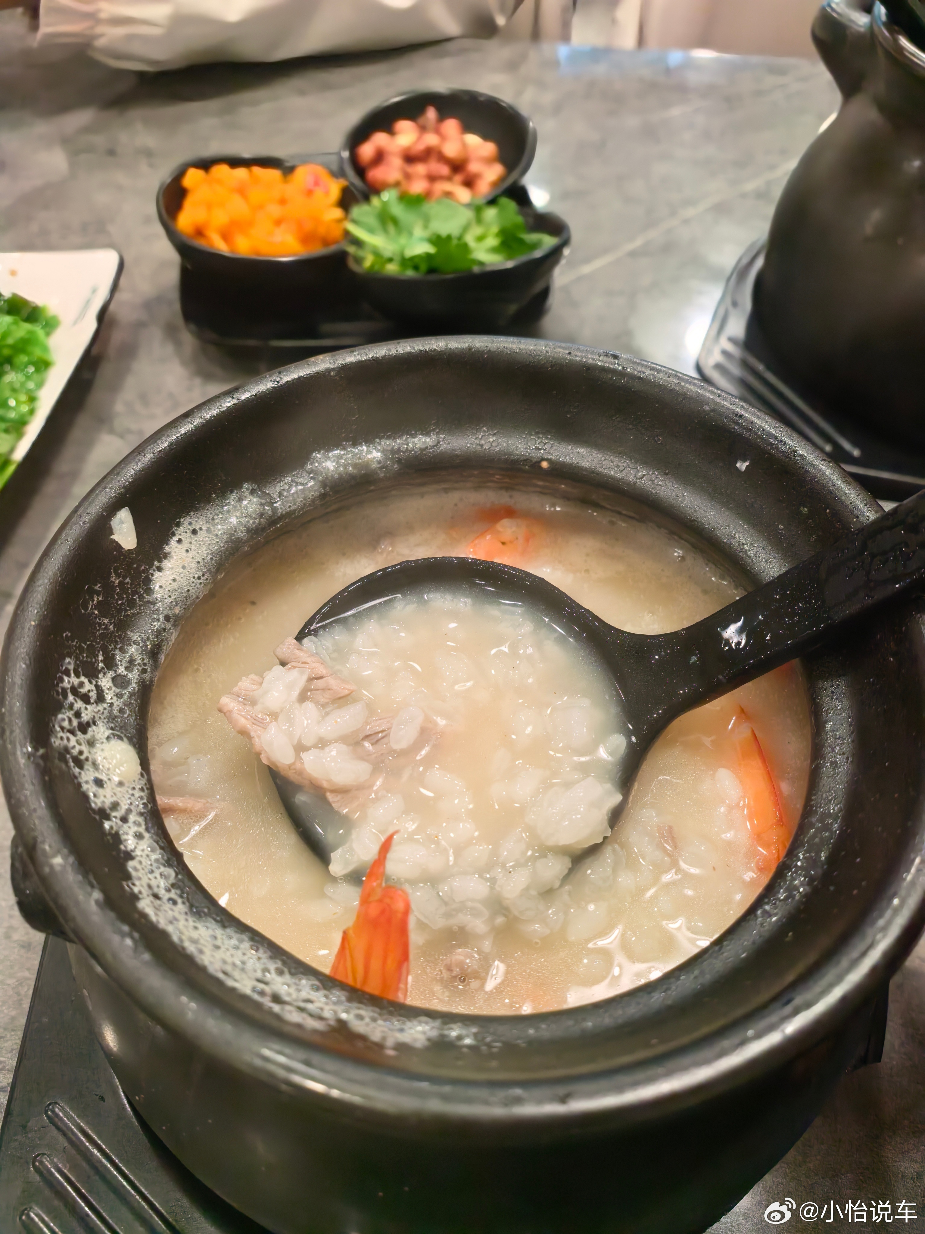 这两天我只能喝粥了我这肚里咕噜咕噜的