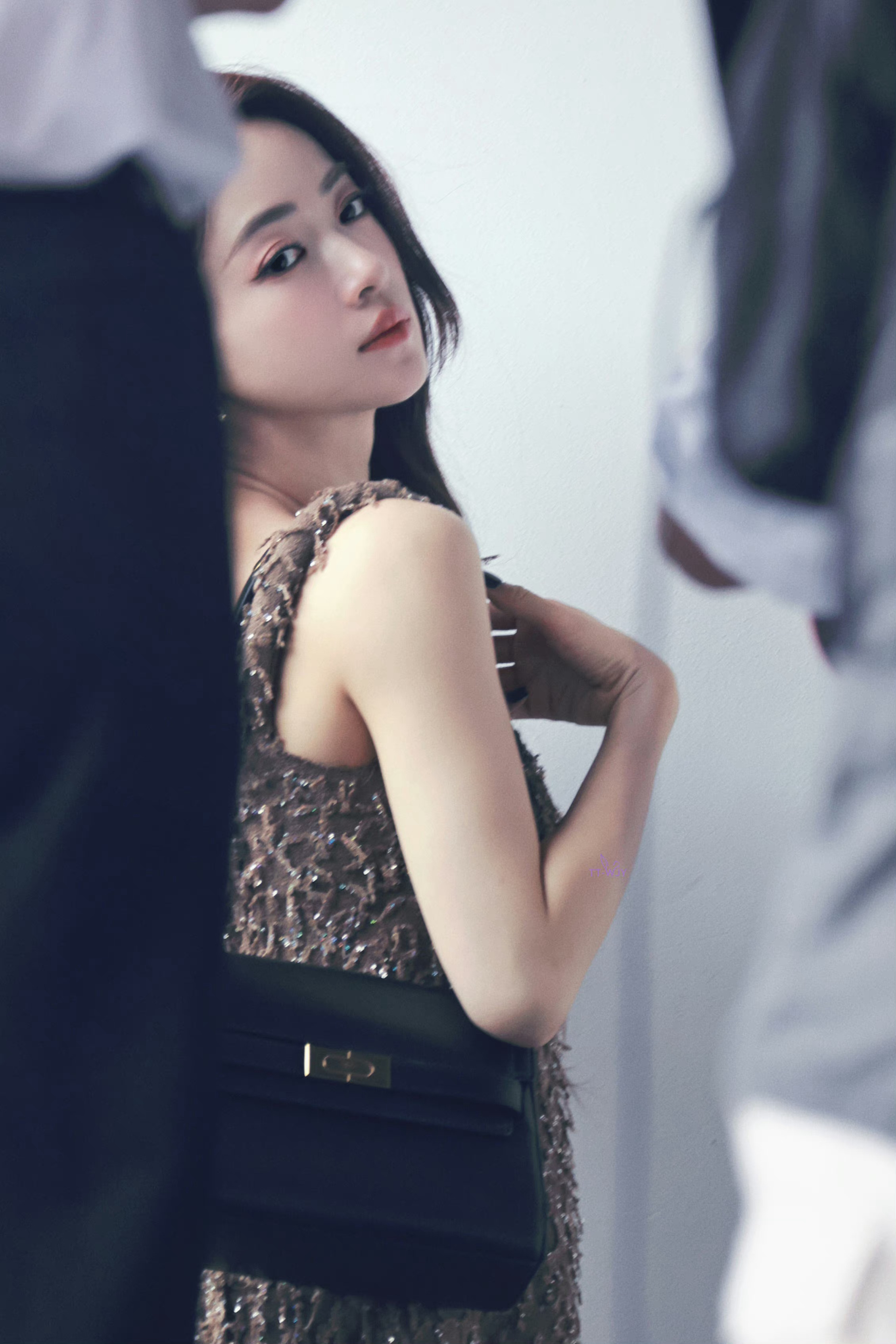 #吴谨言GLASS盛典路透#吴谨言GLASS盛典路透🈶轻轻松松被吴姐美到！高贵