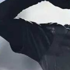 据《球报》消息，23岁罗马尼亚前锋被推荐给本菲卡，穆帅直接拒绝。穆帅