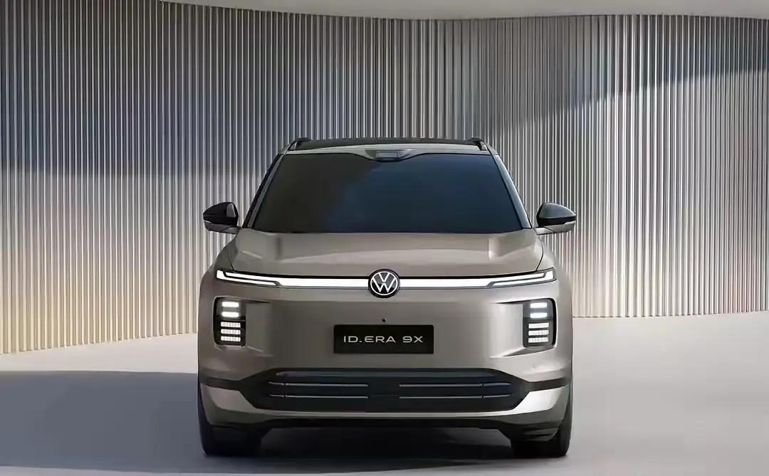 9X新车作为上汽大众倾力打造的9X增程舰舰，这款德系满汲旗舰S∪V一亮相直接封神