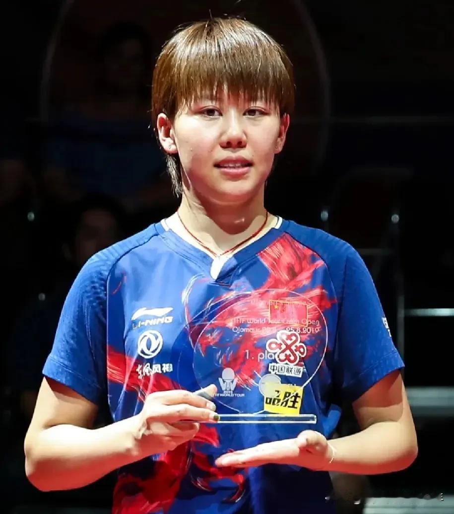 乒超超级联赛女团半决赛：
山东鲁能陈幸同VS黄石基地木原美悠。
第一局陈幸同追至