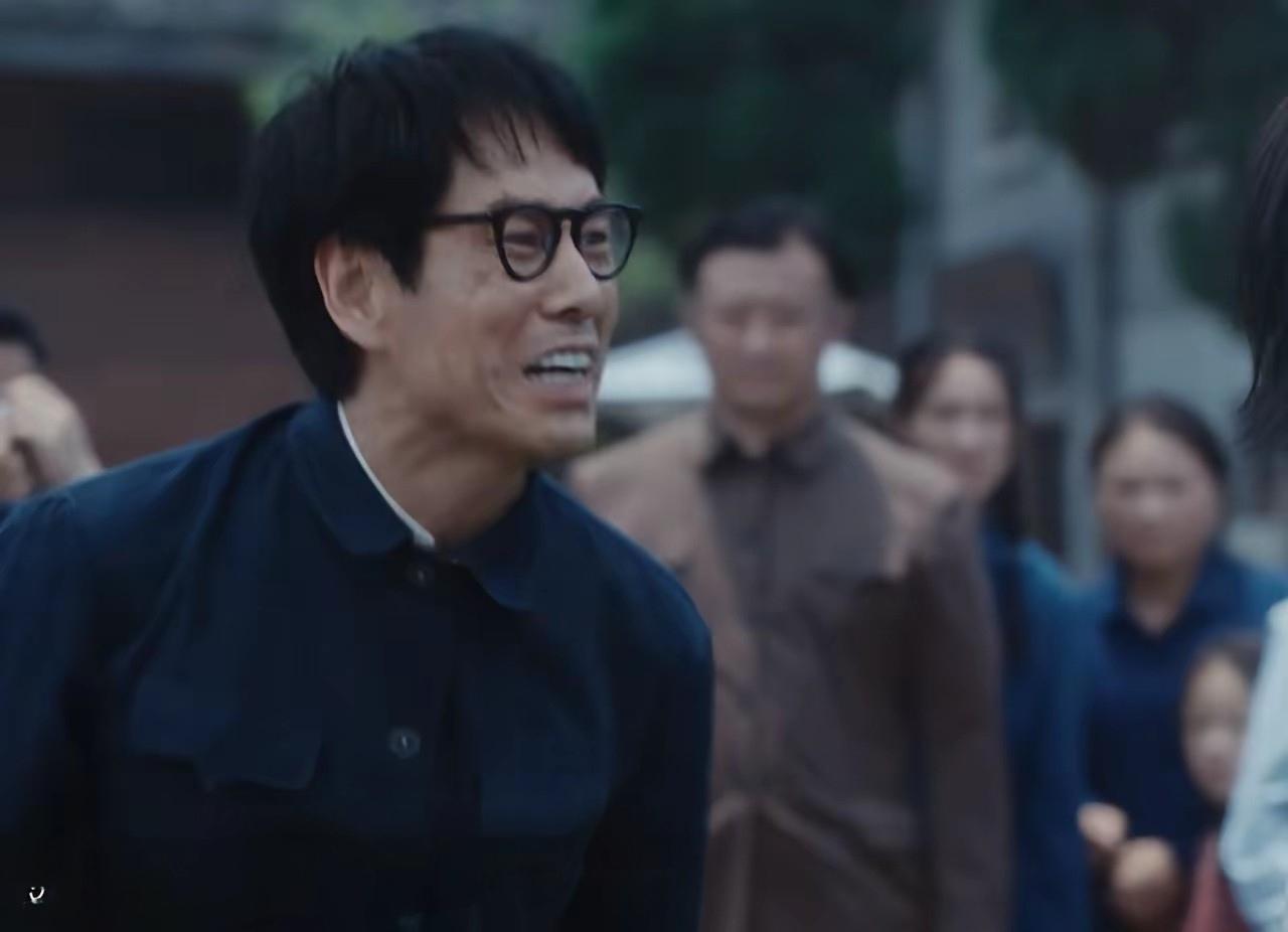 追剧《重器》第9、10集   南余县的律师秦志高，本是一个很有前途的检察官，但他