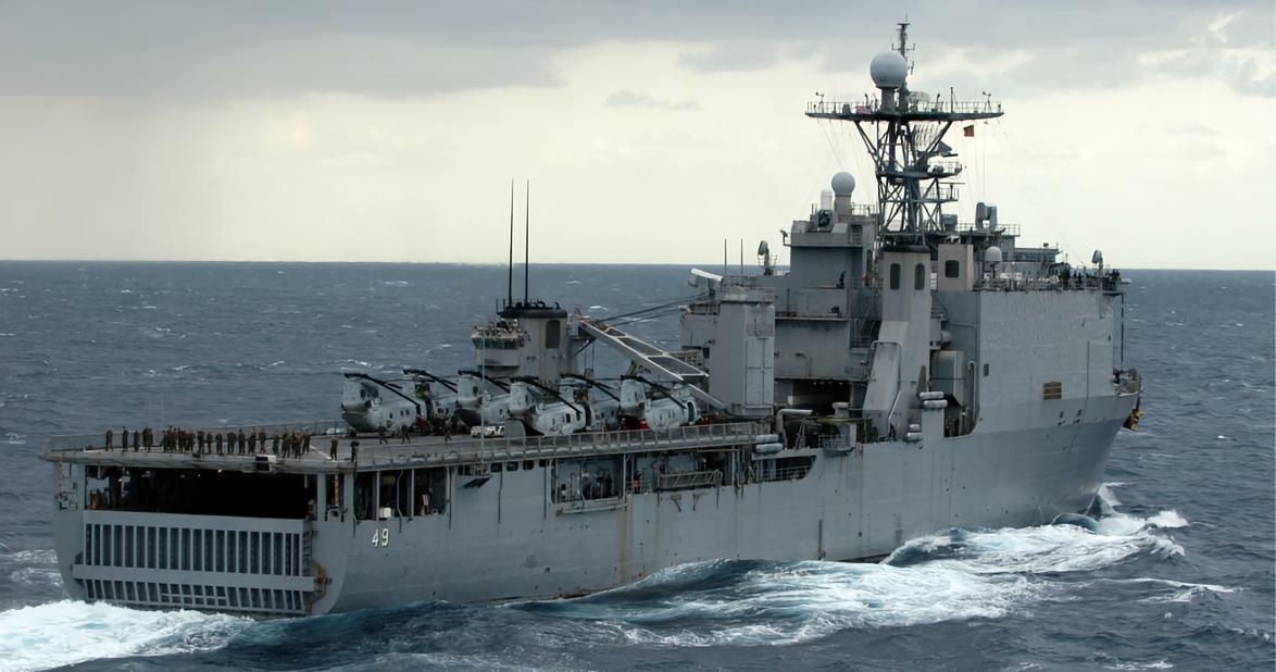 每天认识一件兵器 美国“哈珀斯·费里”级船坞登陆舰“哈珀斯·费里”（Harper