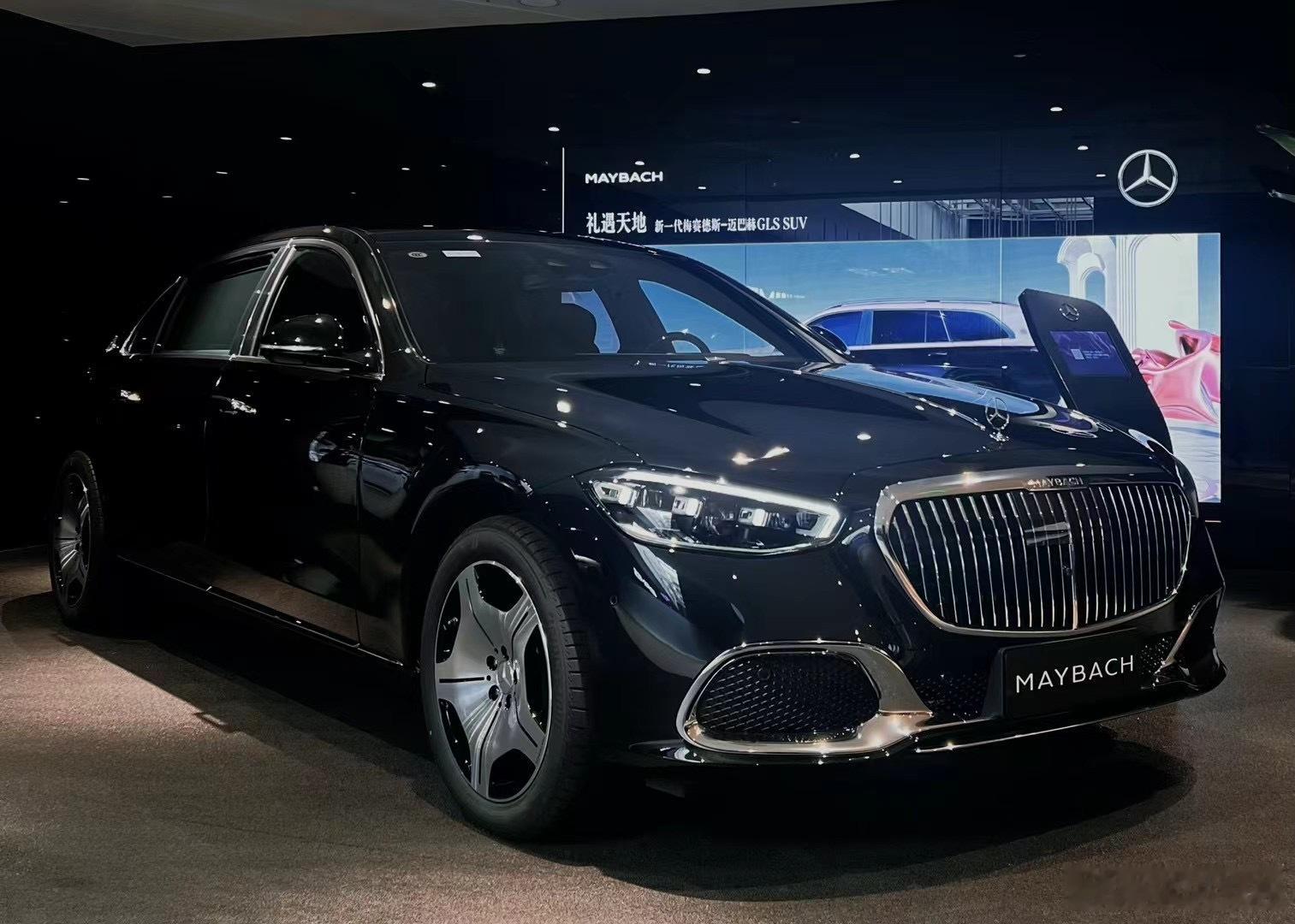迈巴赫S480又来一台可以全国上牌的黑外黑内 下4万 #迈巴赫# ​​​