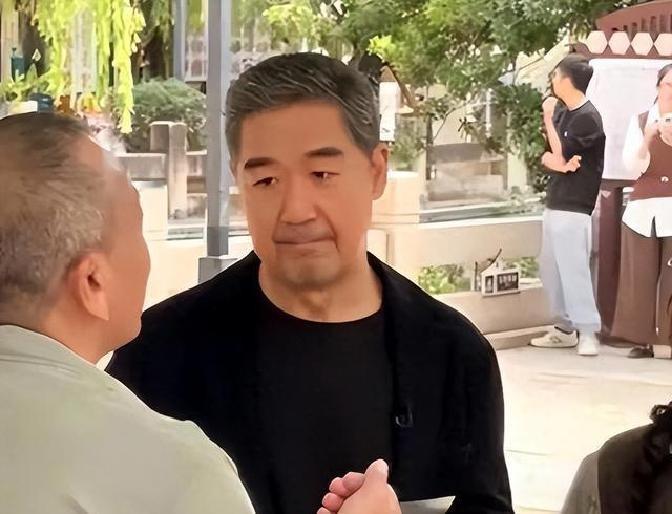 张国立官宣新消息，王刚的话终于有人信了
70岁还在拼？张国立成了“提款机”，你忍