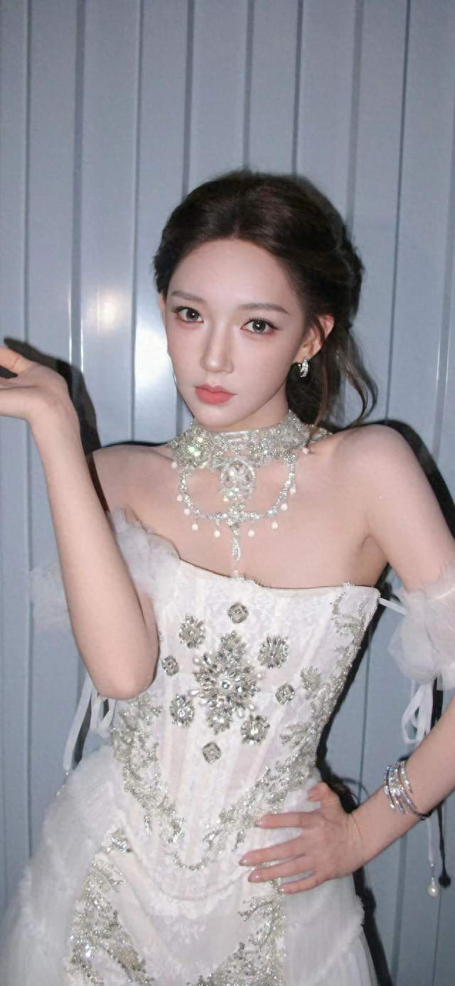 美女壁纸第9790期—程潇
