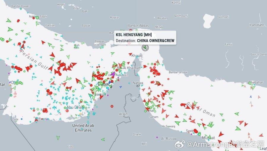 霍尔木兹海峡上演奇葩大戏 美国禁止“自己人”缴过路费。伊朗近期强行要求过往霍尔木