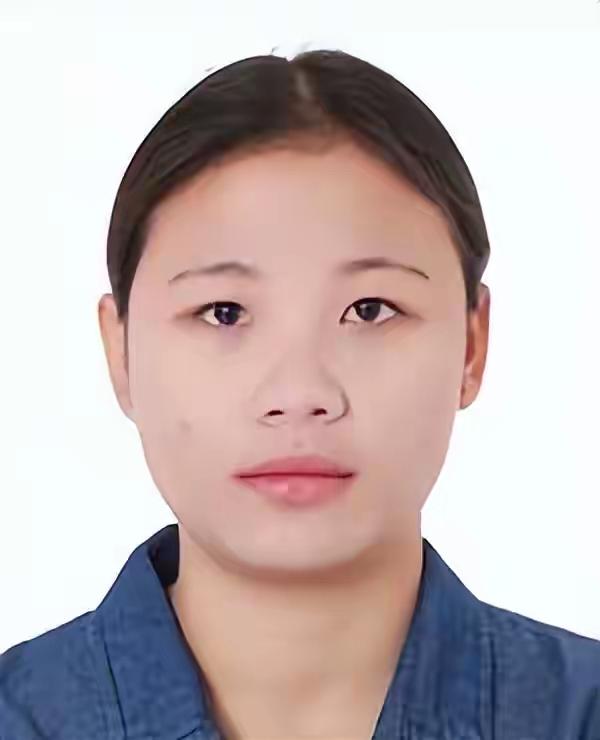 湖南宜章警方发布悬赏通告 8万元通缉组织卖淫集团27岁女主犯
 
为严厉打击涉黄