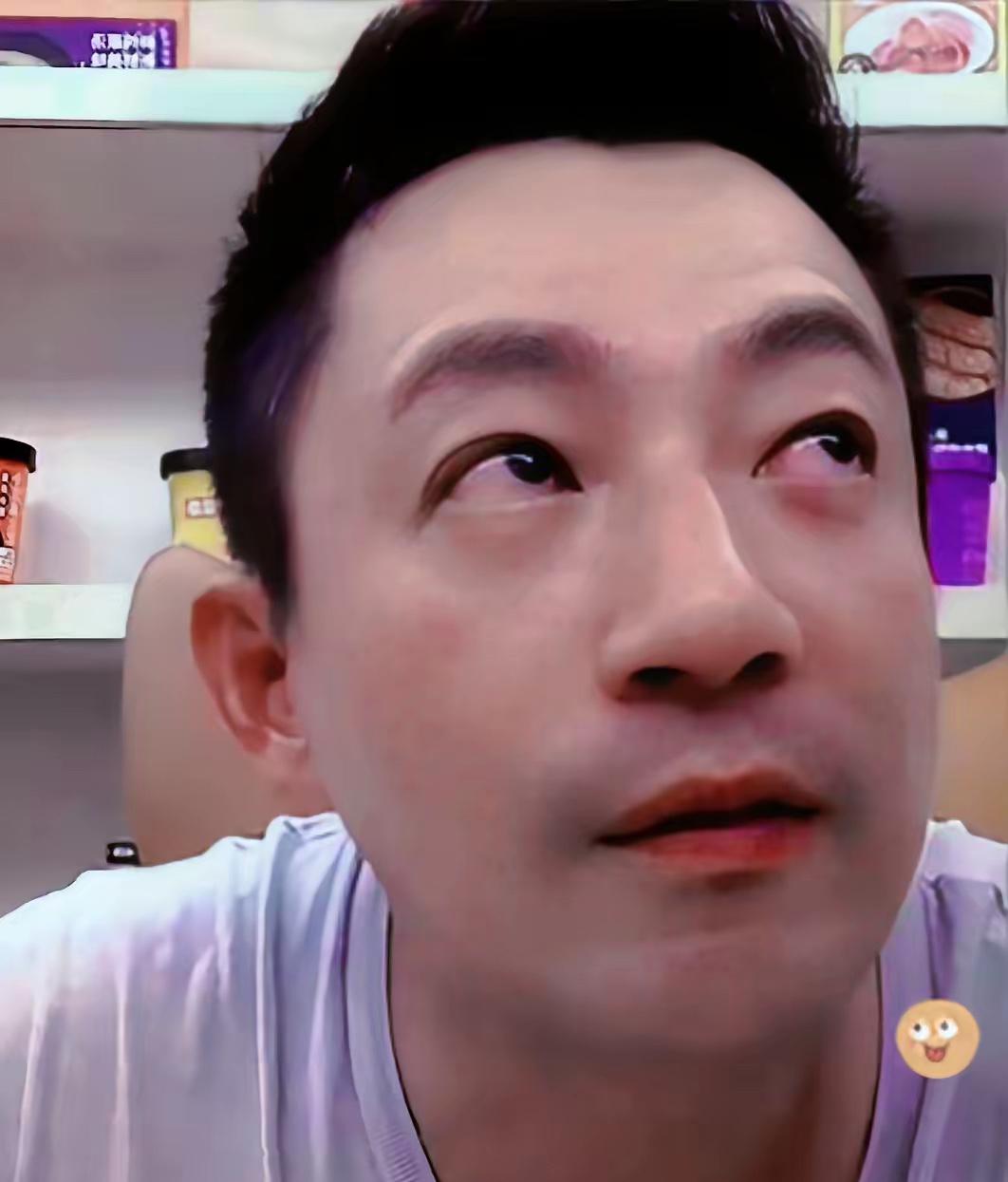 全网都在骂汪小菲，但很少有人看懂，他真正输掉的，根本不是麻六记，也不是大S。他输