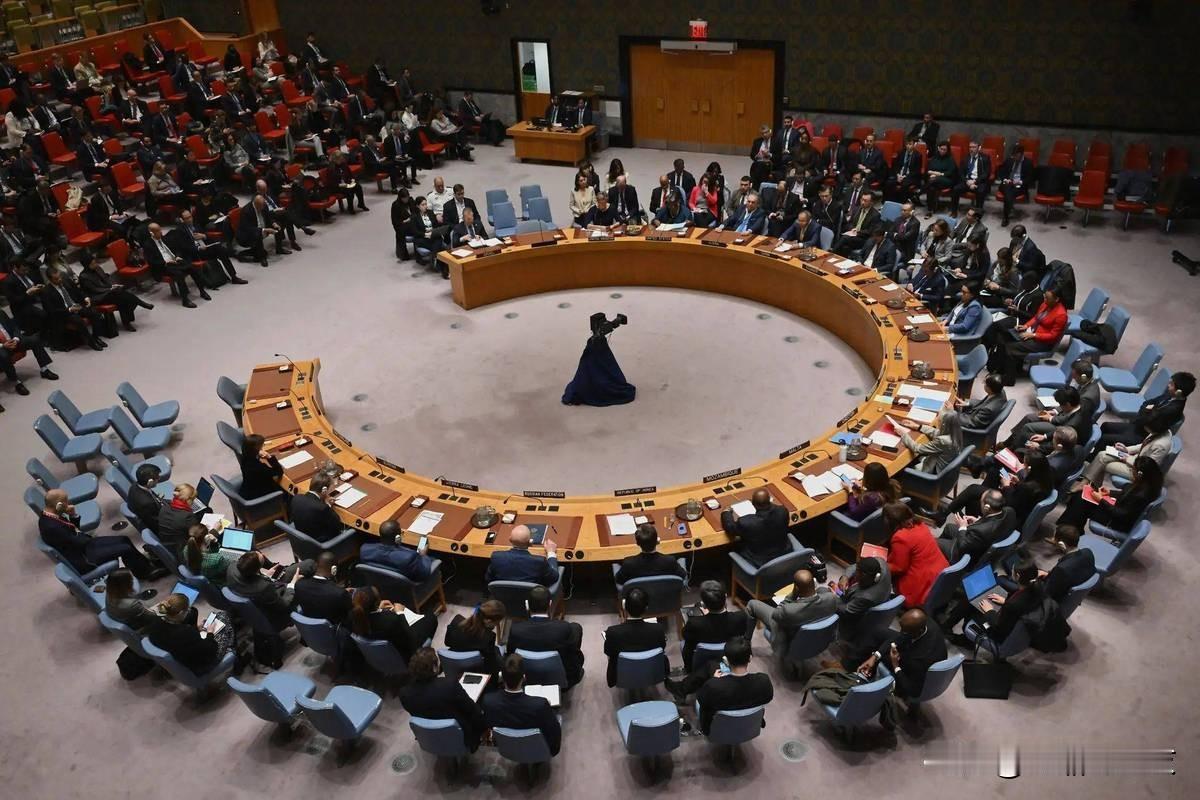 国际刑事法院将被拆解！间接为中国出了一口气

近日，美国国务卿鲁比奥在《华尔街日