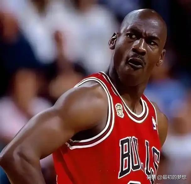 NBA历史四大超巨冠军含金量如何？

乔丹  六次冠军均是老大核心，影响力与地位