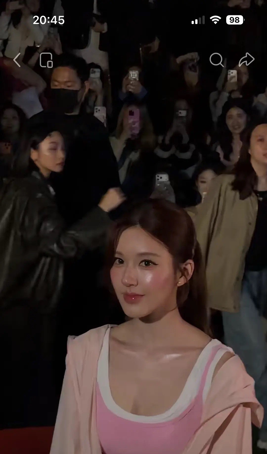 赵露思现在怎么从圆脸变成长脸了？ 