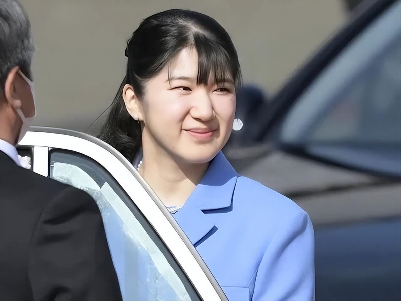 日本皇室典范修正案在国会闭幕前强行闯关，从内阁批准到众议院通过仅用20天，但这部