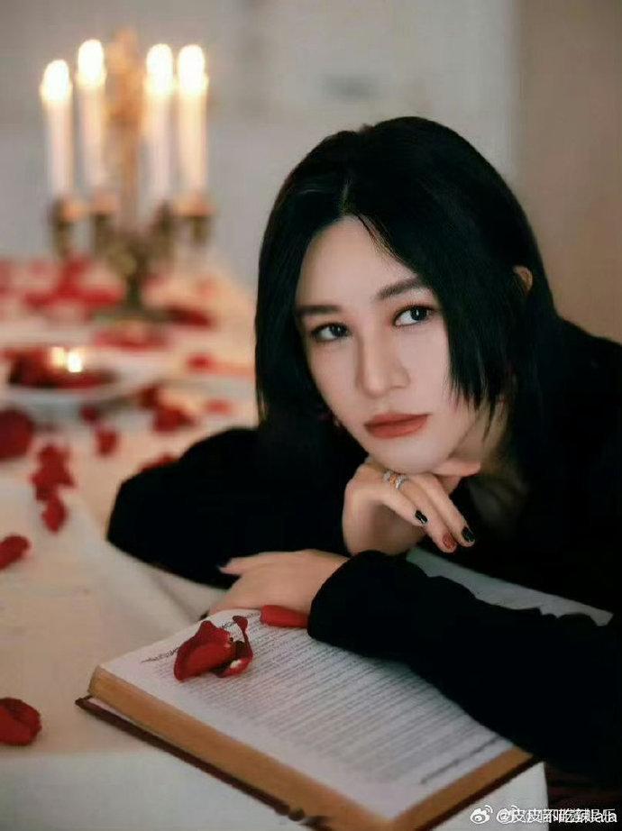 尚雯婕尚雯婕文化工作者有文化的含金量合伙人越来越能体会这句话！文化工作者要有文化