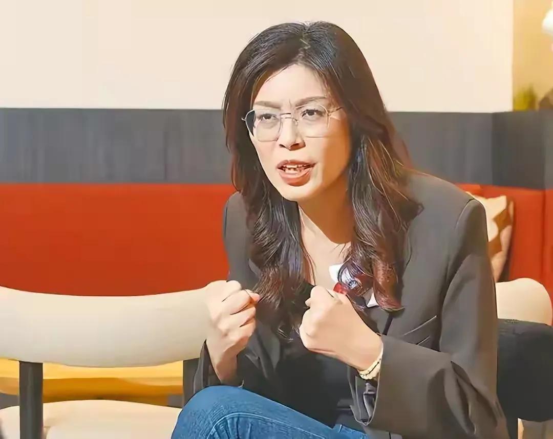 郑丽文喊话两岸通关密语：“九二共识，反对台独”！南投观光业惨淡背后，她一句话点破