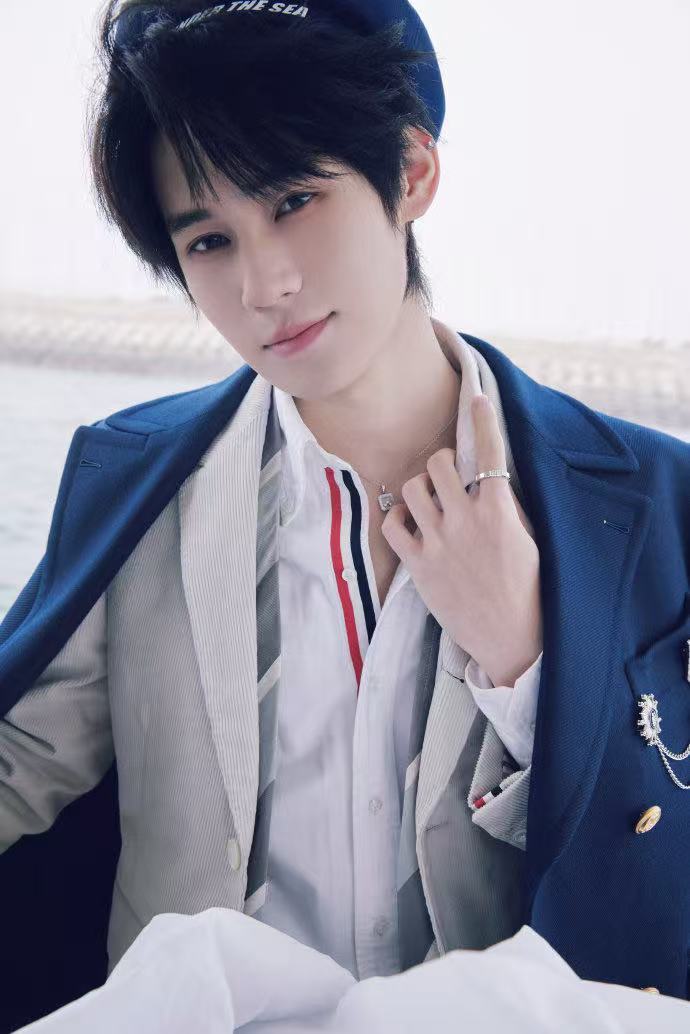 张真源二十三岁张真源23岁生日文 张真源二十三岁，张真源23岁生日文来啦，是逐渐