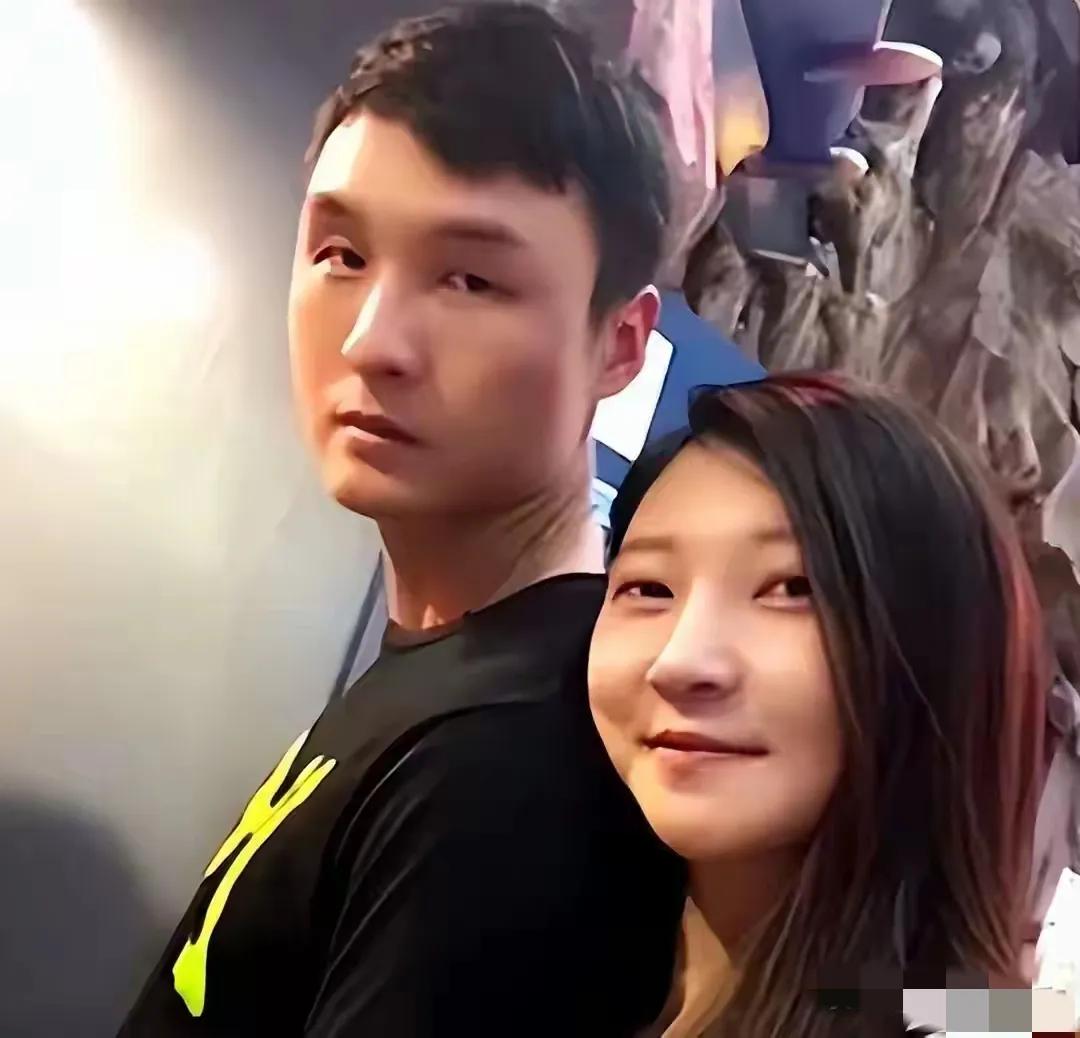 王暖暖事件
最可怕其实不是俞某冬
而是另外一个女人

她就是，俞某冬的妈妈王暖暖