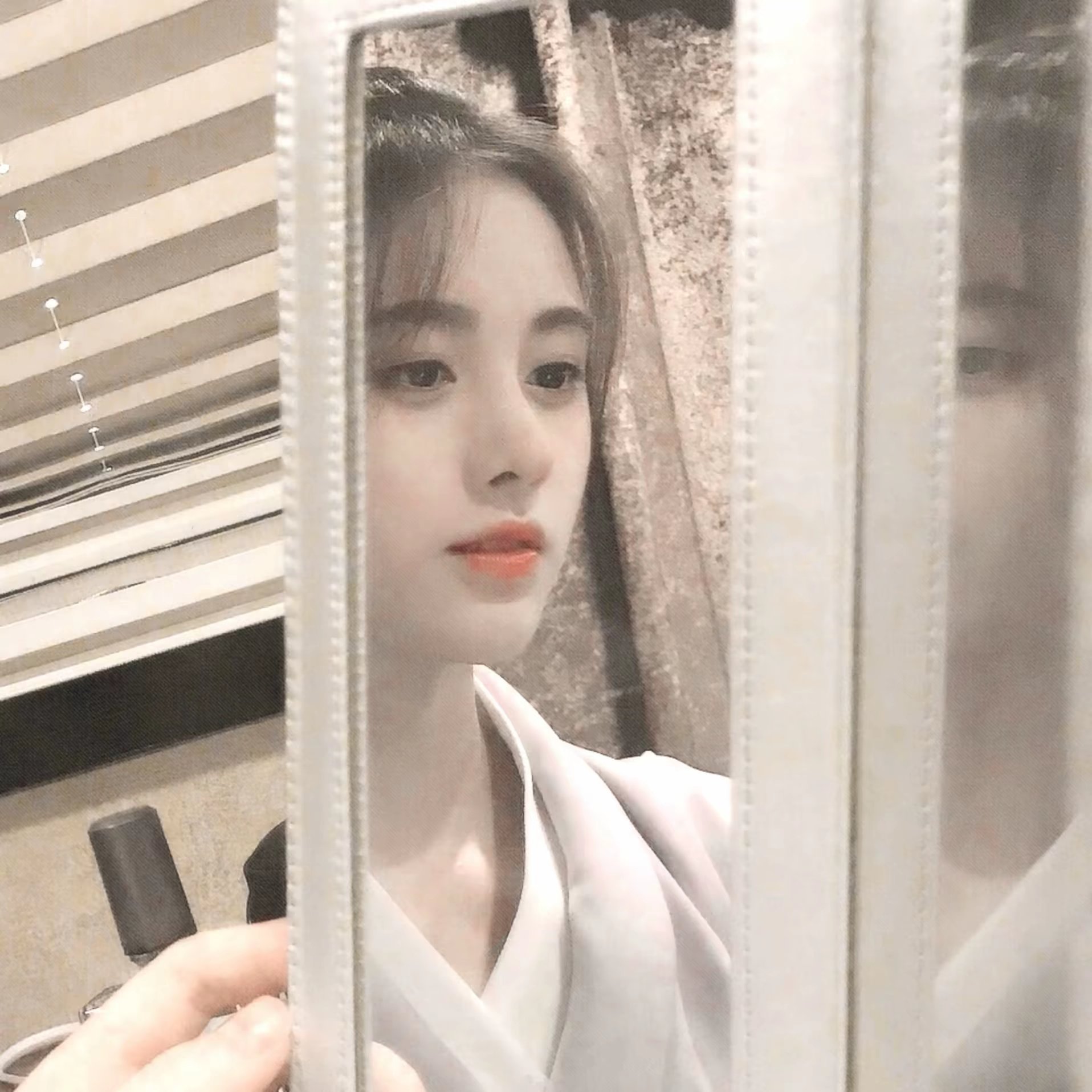 jjy 鞠婧祎万花世界   jjy鞠婧祎苏绿夏 𐙚˙⋆.˚ 我们一定是一起并肩
