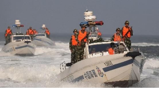 中国海警快艇悄然加装重机枪抵达仁爱礁，菲律宾紧急呼叫支援，美国F-35到场展示存