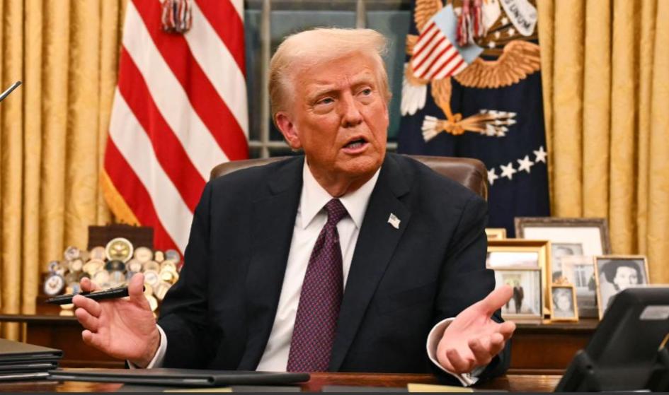 美国不高兴了！
美国宣布，将拒绝派高级官员参加在澳门举行的亚太经合组织会议！
 