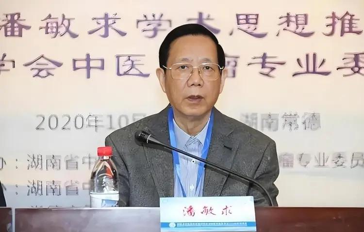 40年前就敢公开叫板西医，专收各大医院不收的癌症病人！
 
“中晚期肝癌、中晚期