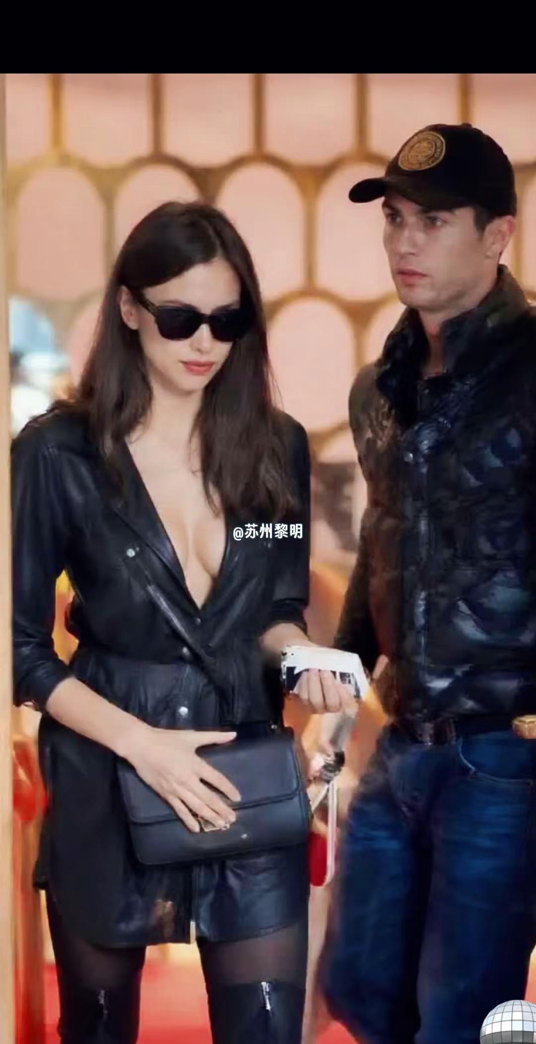 ♣️7。真实生活分享计划 C罗 伊莲娜 克里斯蒂亚罗纳尔多 时尚 💕C罗陪同女