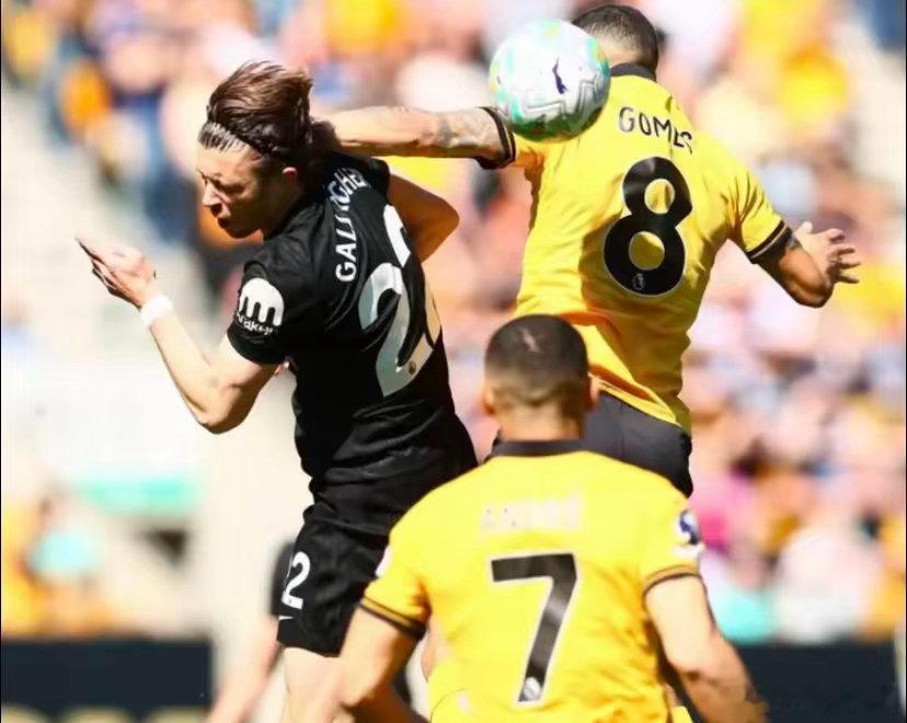 热刺1比0胜狼队，终结15轮不胜，喜提三分。可惜西汉姆联也绝杀拿分，积分榜差距未