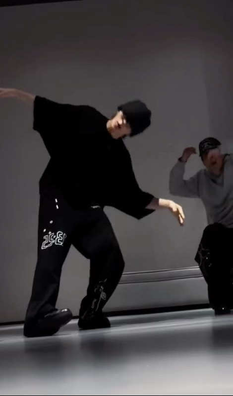 allblack真的好帅
