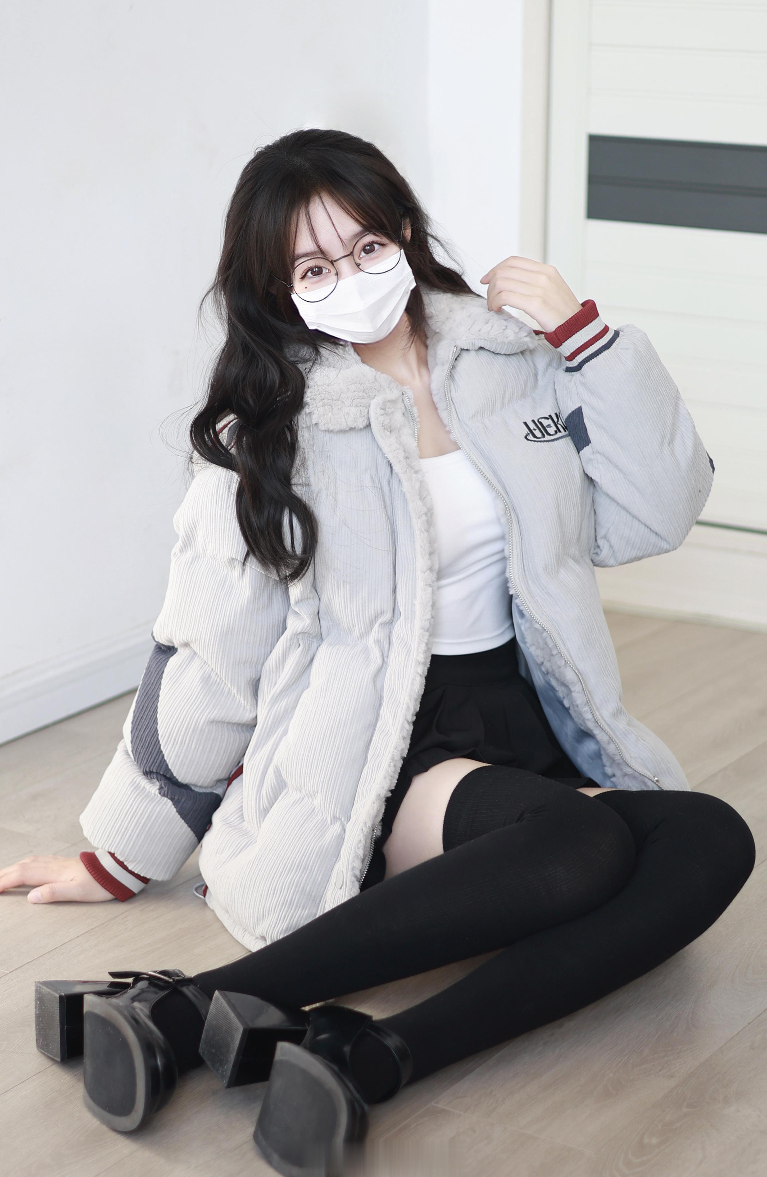 倘若这种女生出现在你面前 阁下该如何应对 ​​​