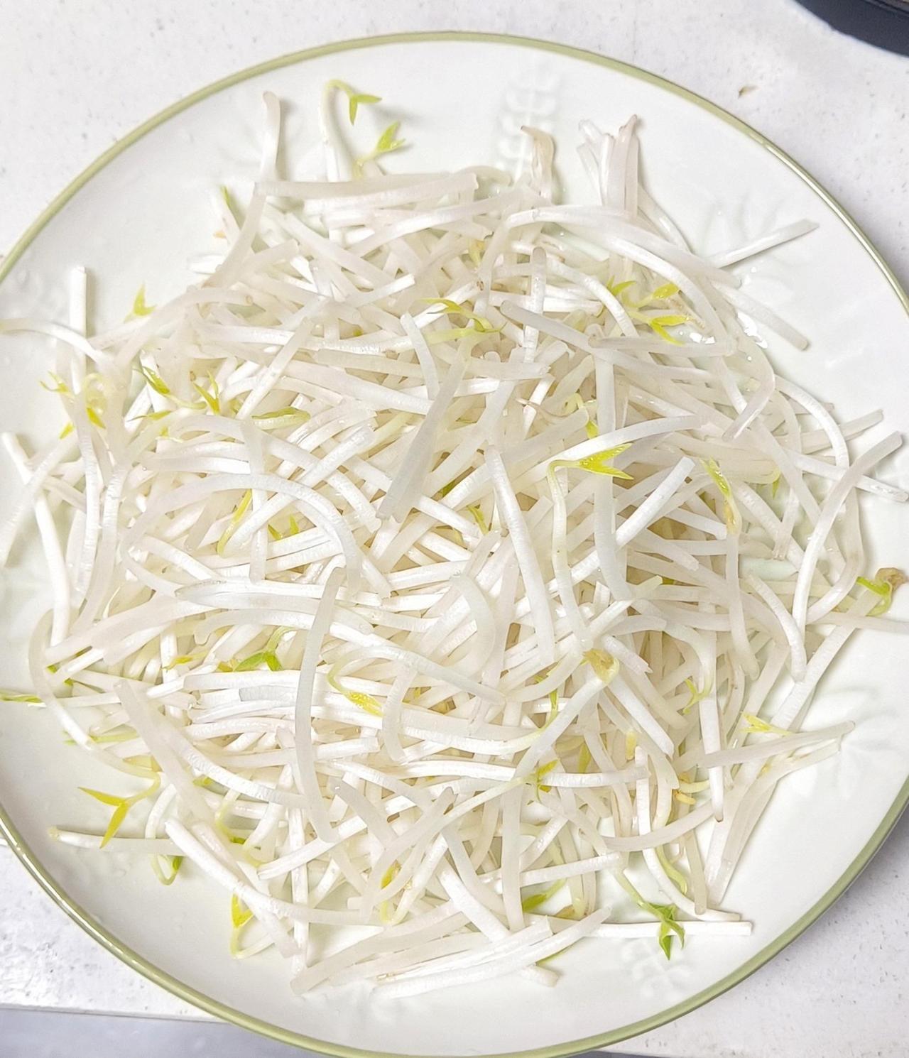 超市买的豆芽为啥这么白啊