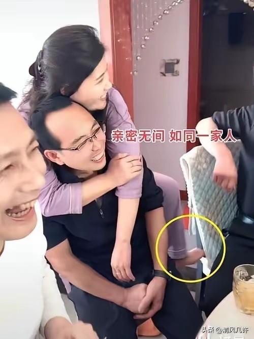 山西有个34岁的已婚女子，回娘家当天，当着亲戚的面，挨个搂着二姐夫的脖子、贴着脸