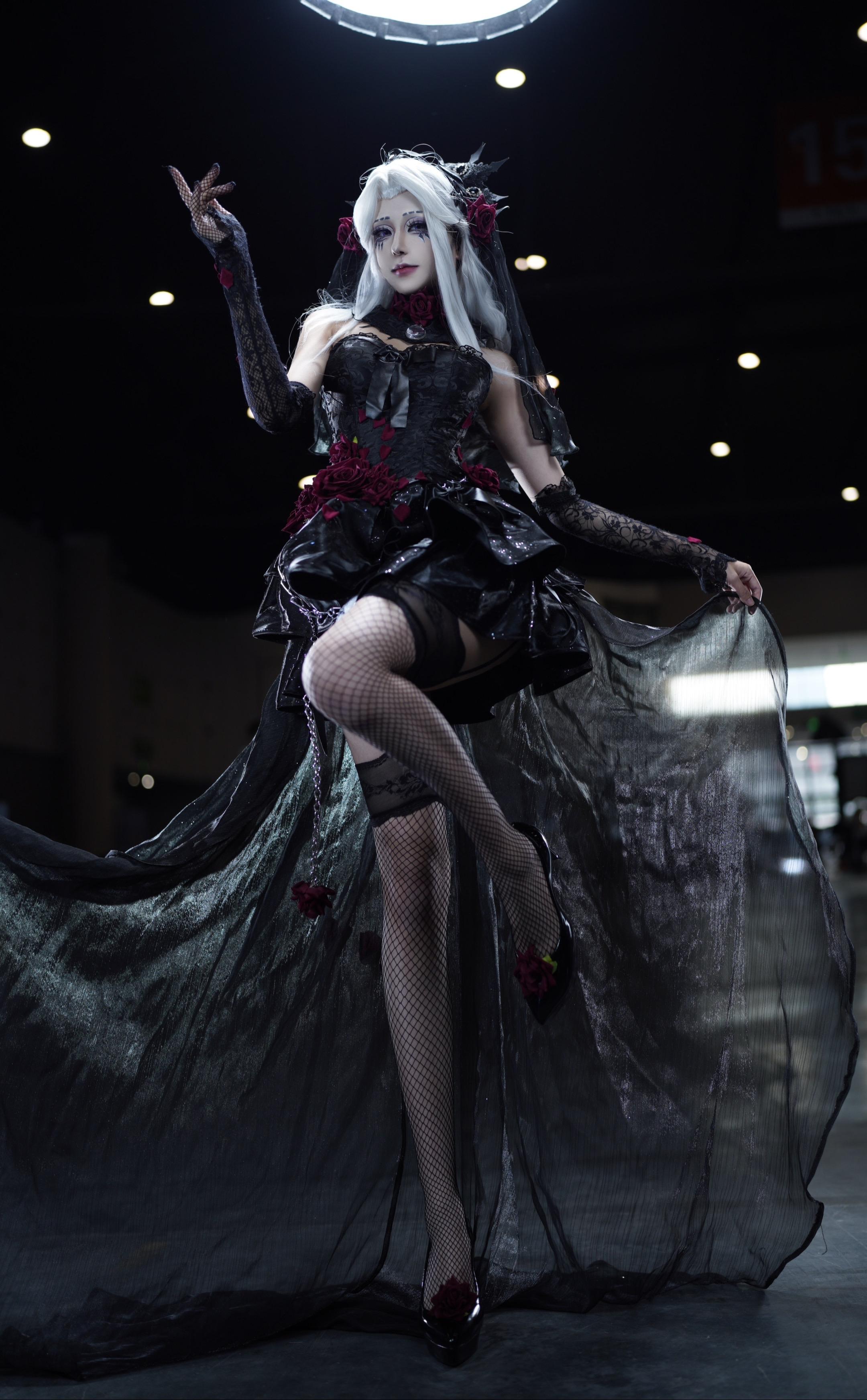 跟上我、埃米尔。