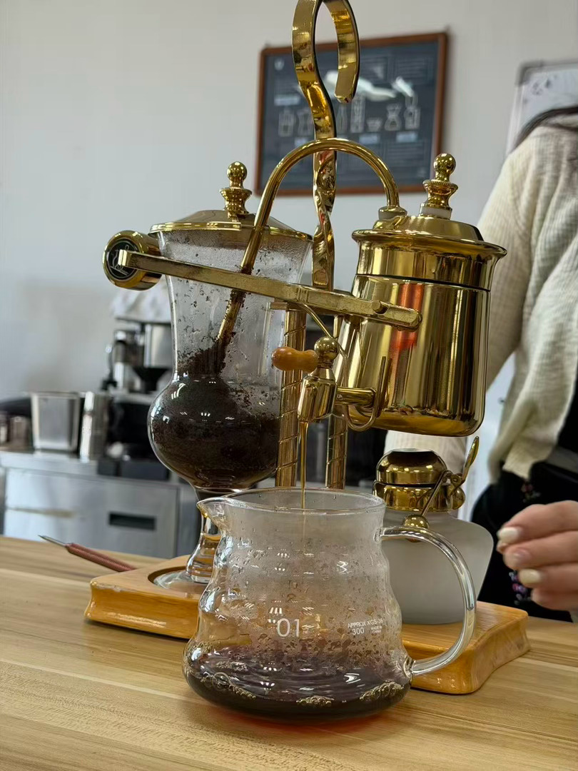 今日份学习，2026世界杯来了，熬夜看球赛，来一杯比利时皇家咖啡吧！☕很高级的感