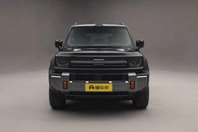 硬派越野就别谈家用？银河战舰700，一台想两头抓的新能源SUV