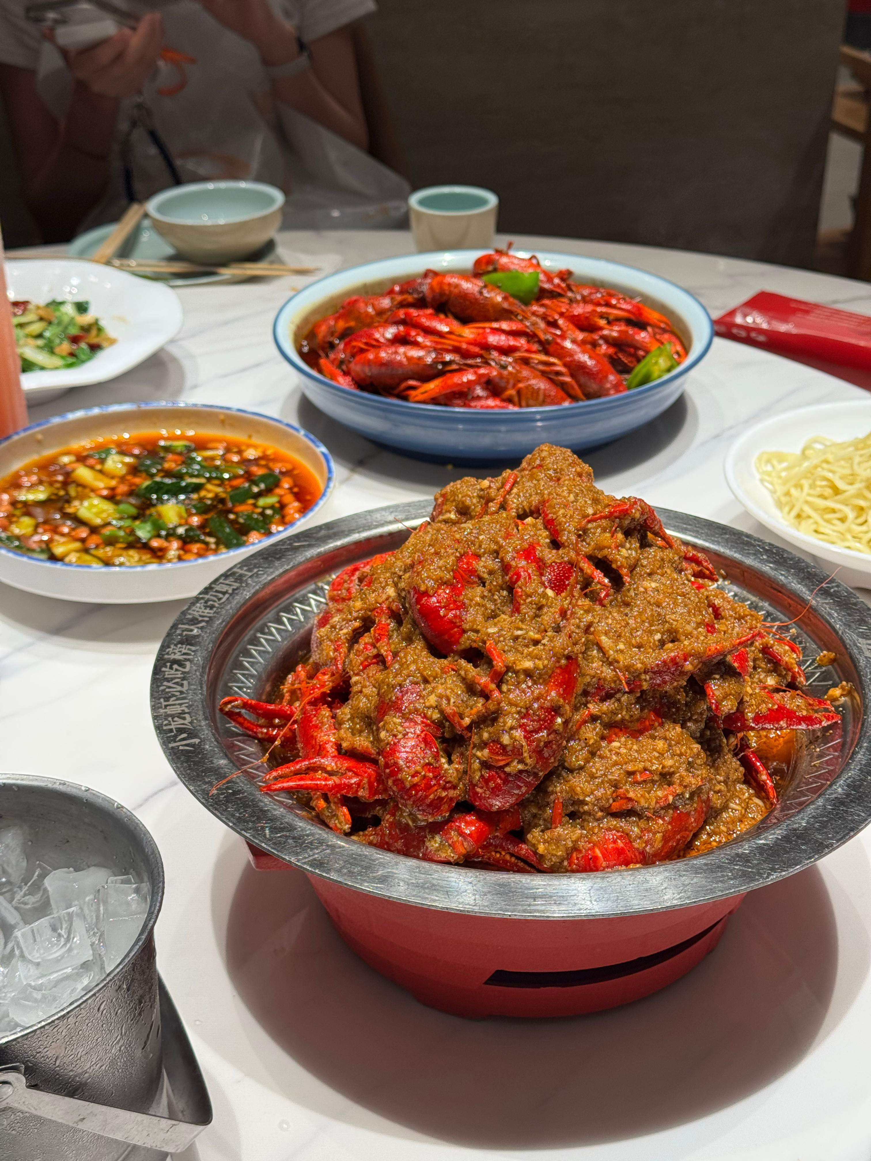 一起来吃小龙虾🦞