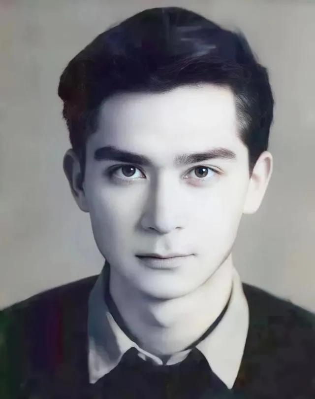 [微风]1963年，石油专家王德民教授年轻时因为长得太帅，好多女生追他，他烦得不