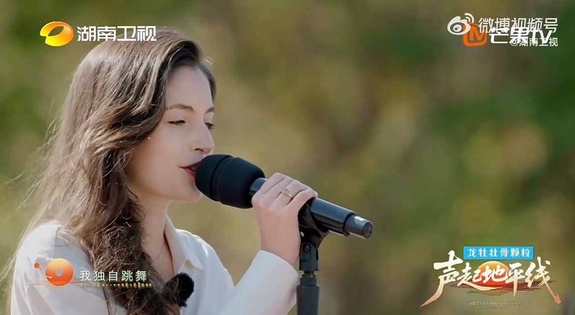 最适合清醒大女主的bgm找到了《Je danse seule》氛围感拉满，独舞亦