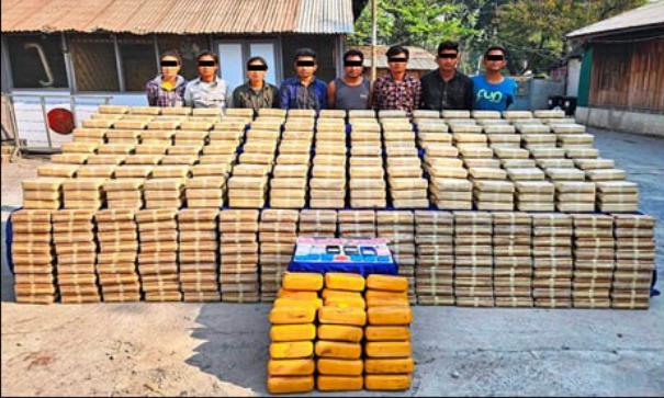 缅甸警方消息，3月6日，在曼德勒省马德亚镇辖区查获了沿掸邦北部瑙丘镇至曼德勒水路