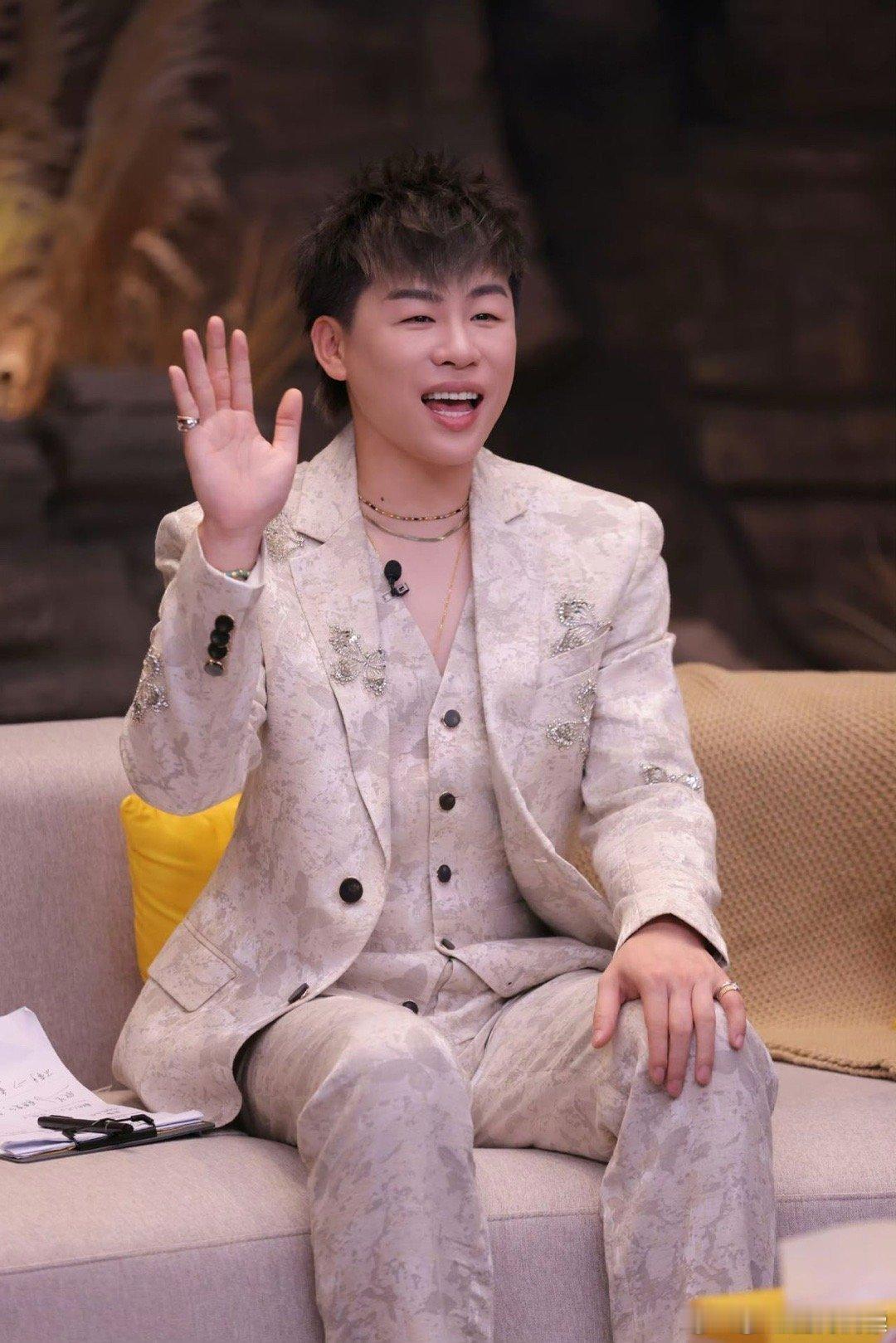 胡彦斌papi上海妈妈语录同频了 救命！胡彦斌说妈妈反话“你不要去读了”，pap