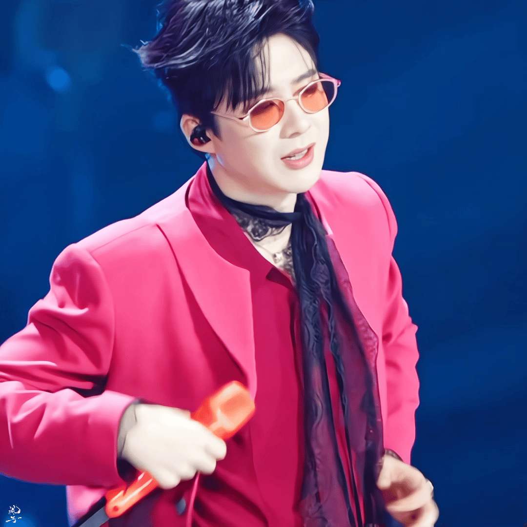 我每天累成狗看看宇宁才有力气继续搬砖！希望这次能奖励我北京演唱会的票！[加油][