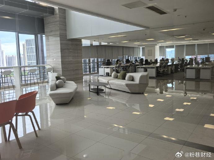 追觅汽车工位大面积闲置 【追觅回应放弃整车量产 ：汽车业务并入产业研究院，MOV