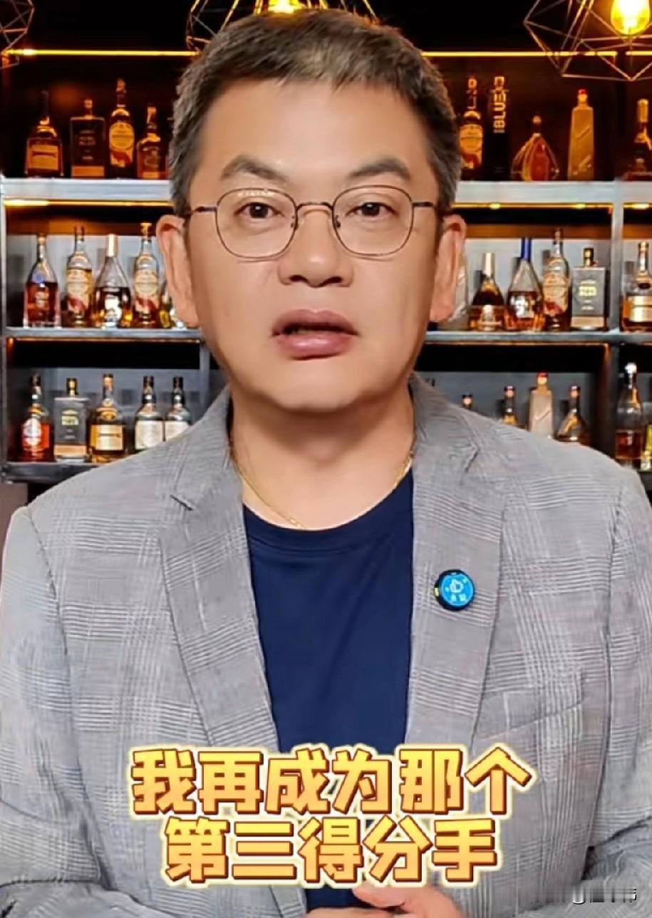 新常态！苏群谈湖人三巨头：

“今天湖人三巨头又联手拿到了86分，上一场是99分