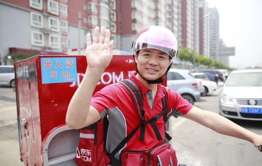 #刘强东：无论如何我都不会躺平#刘强东写了一篇内部信，表示公司出现了诸多问题，是