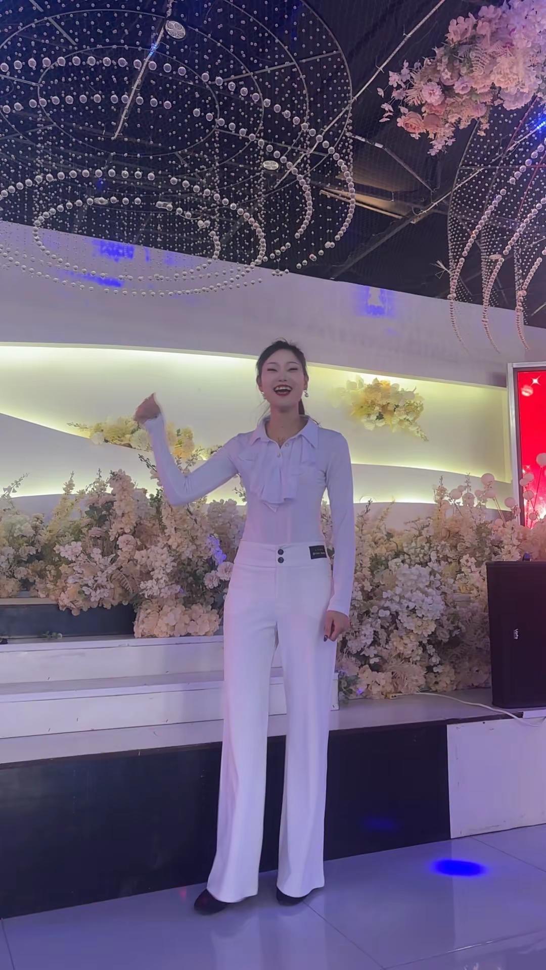 今日份美貌也在我的心里收藏健身也要节奏感