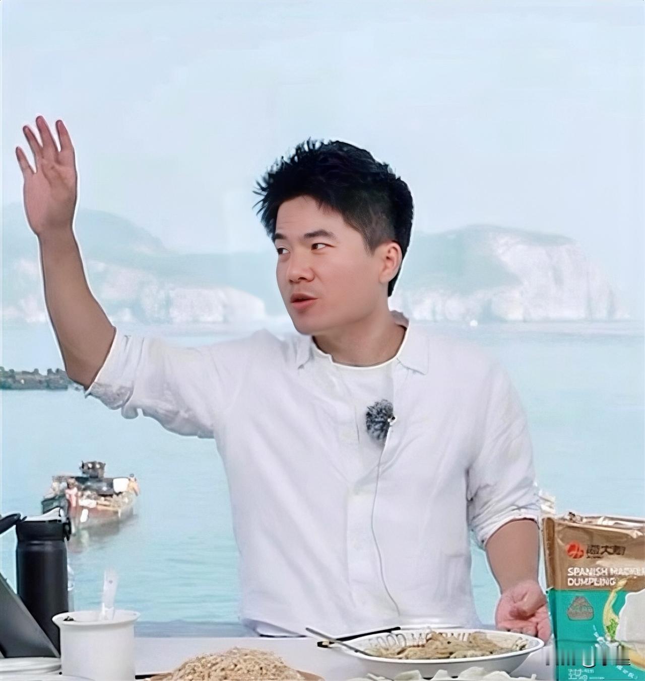 董宇辉把第一支城市宣传片给了长春
小作文写的如散文诗般优美
很多网友评论说，重新